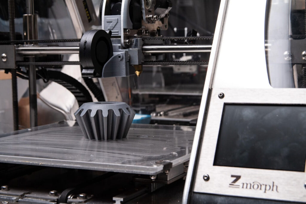 Technologia druku 3D w praktyce: czym różnią się technologie druku 3D w produkcji gadżetów i jak wybrać właściwą?